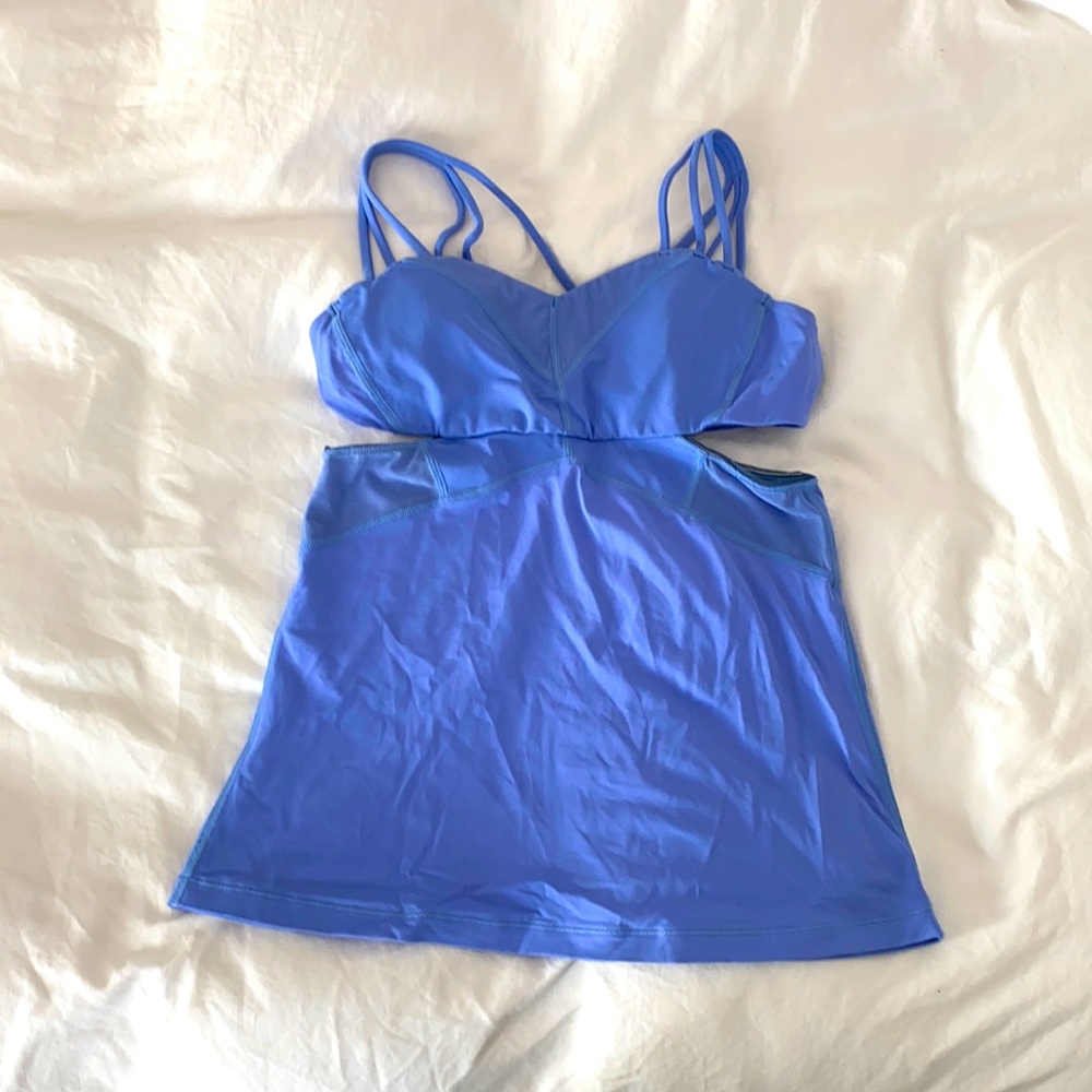 Open side sky blue Lululemon tank.